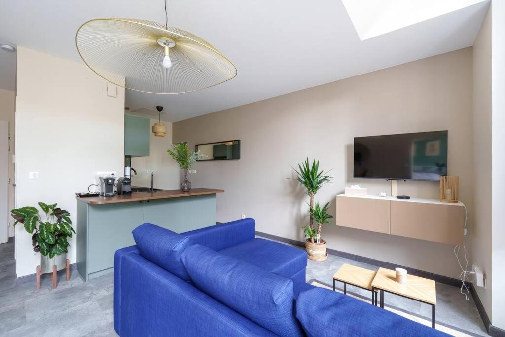 Appartement Lumineux Avec Cour Chaumont  Kültér fotó